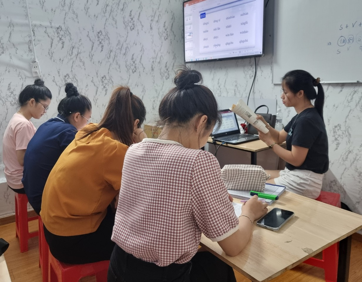 Luyện Thi HSK Tại Trung Tâm Tiếng Trung Biên Hòa